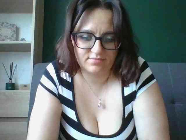 sensualParis webcam