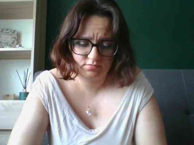 sensualParis webcam