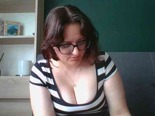 sensualParis webcam