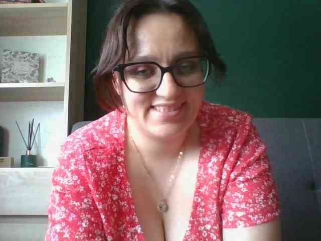 sensualParis webcam