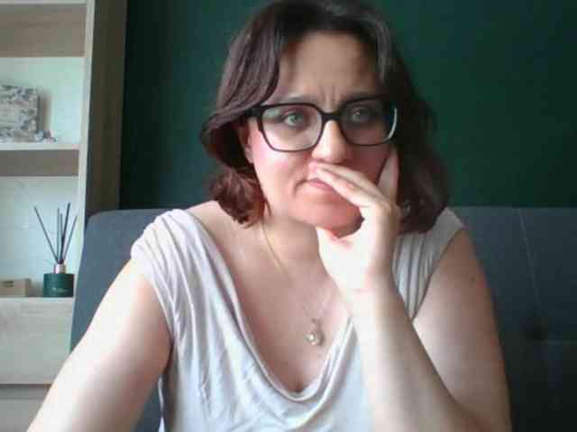sensualParis webcam