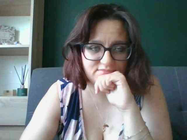 sensualParis webcam