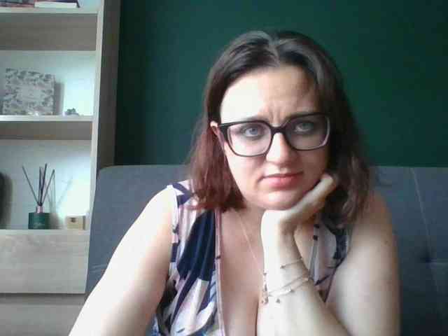 sensualParis webcam