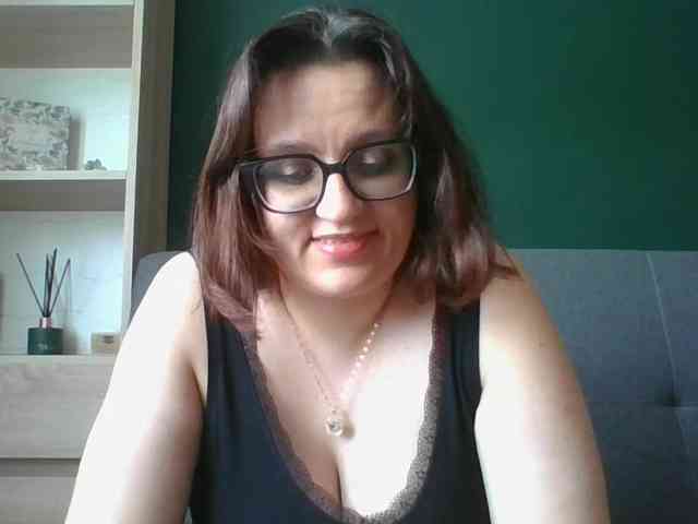 sensualParis webcam