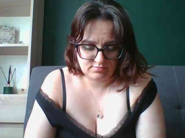 sensualParis webcam