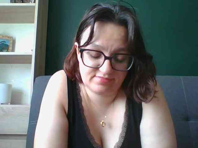 Model: sensualParis