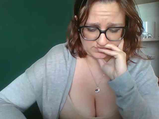 sensualParis webcam