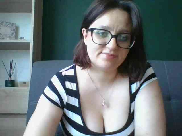 sensualParis webcam