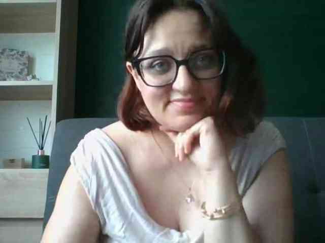 sensualParis webcam