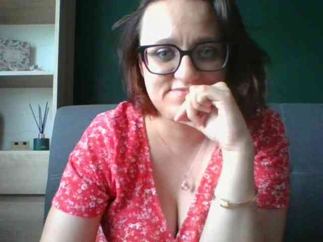 sensualParis webcam