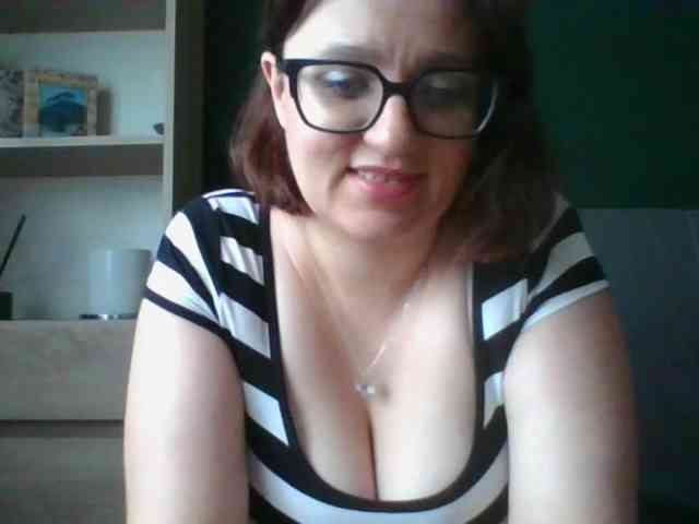 sensualParis webcam