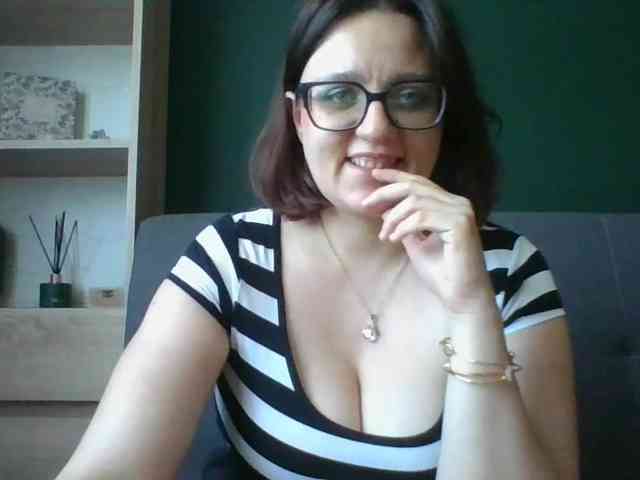 Model: sensualParis