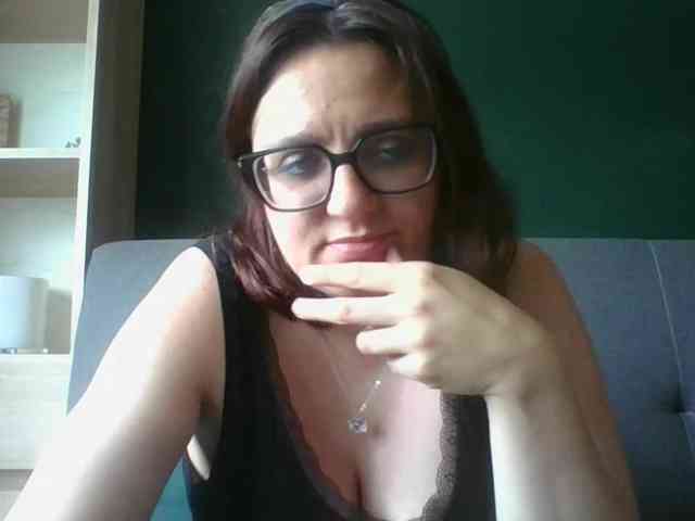 sensualParis webcam