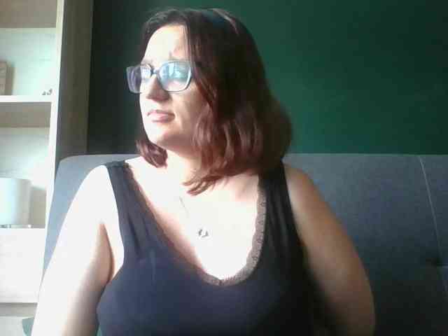 sensualParis webcam