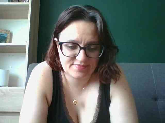 sensualParis webcam