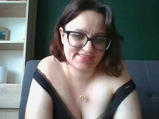 sensualParis webcam