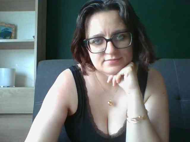 sensualParis webcam