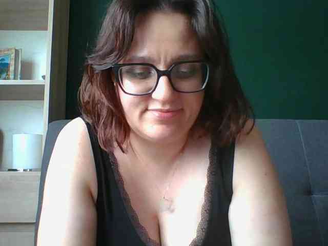 sensualParis webcam