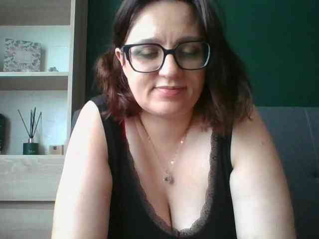 sensualParis webcam