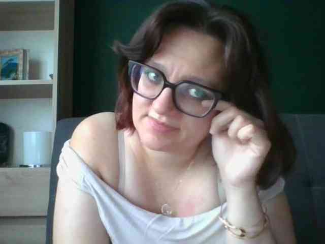 Model: sensualParis