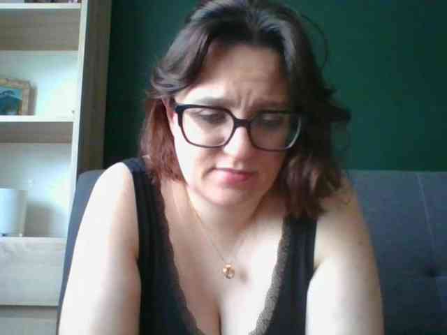 sensualParis webcam