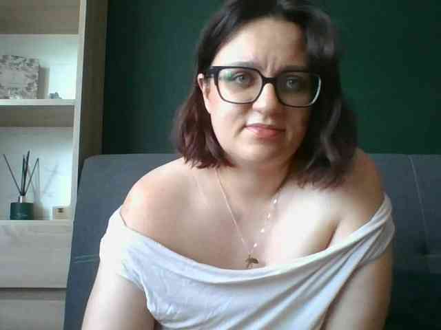 sensualParis webcam