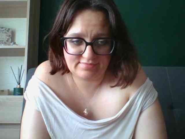 sensualParis webcam