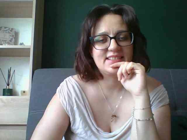sensualParis webcam