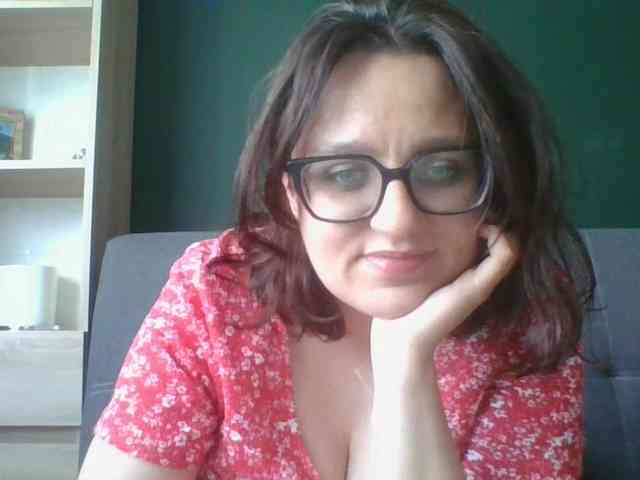 sensualParis webcam
