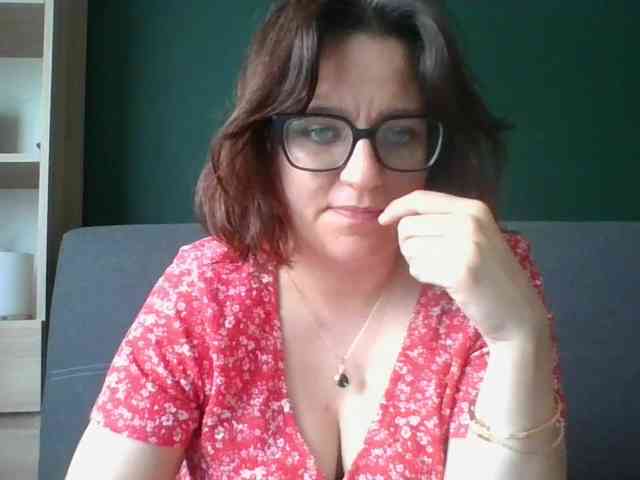 sensualParis webcam