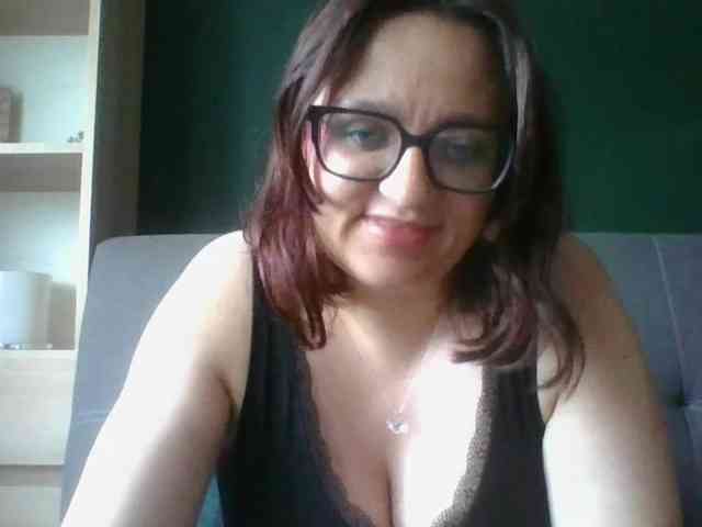 sensualParis webcam