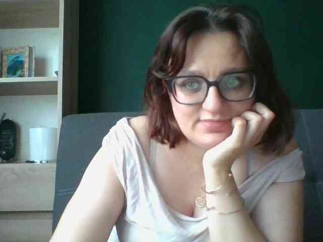 Model: sensualParis