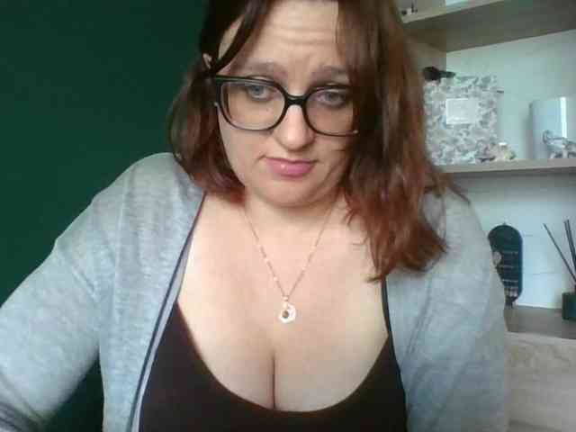 sensualParis webcam
