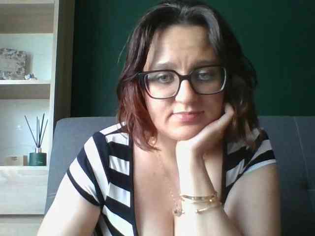 sensualParis webcam