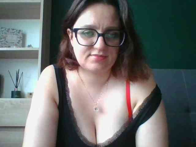 sensualParis webcam