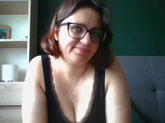 Model: sensualParis