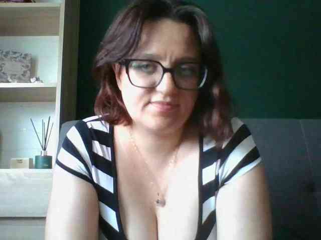 sensualParis webcam