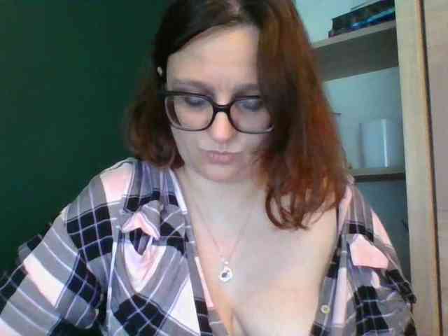 sensualParis webcam