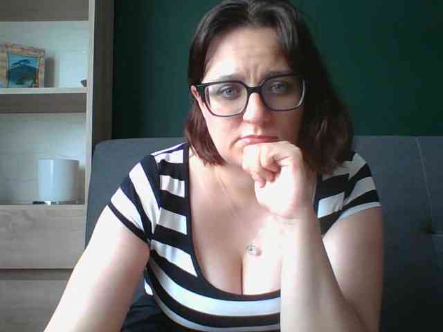 sensualParis webcam