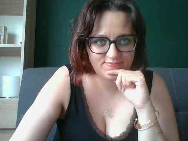 sensualParis webcam