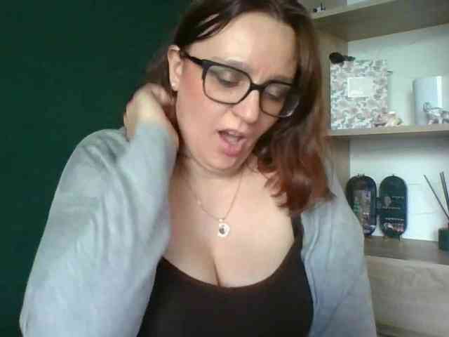 sensualParis webcam