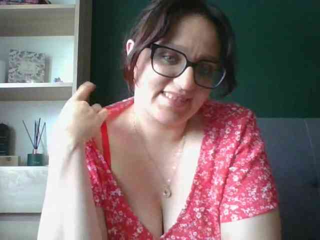 sensualParis webcam