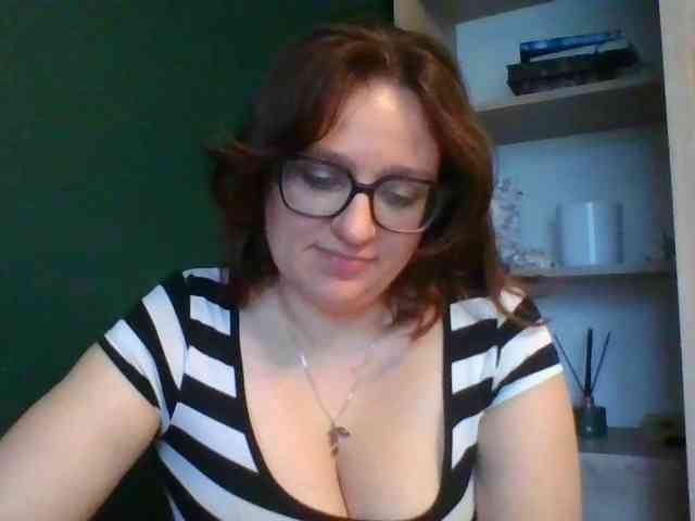 Model: sensualParis