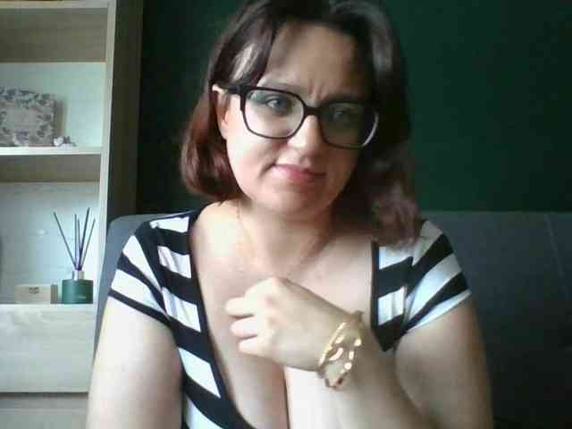 sensualParis webcam