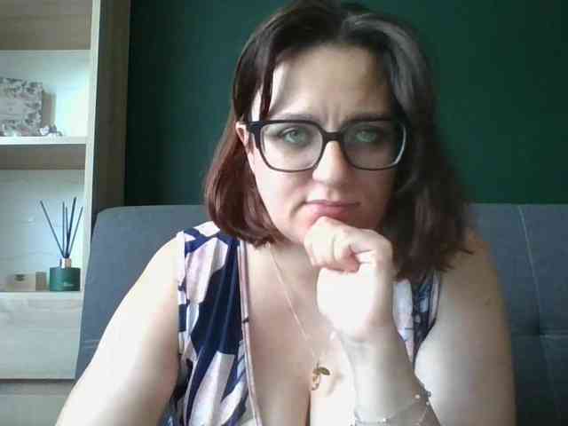 sensualParis webcam