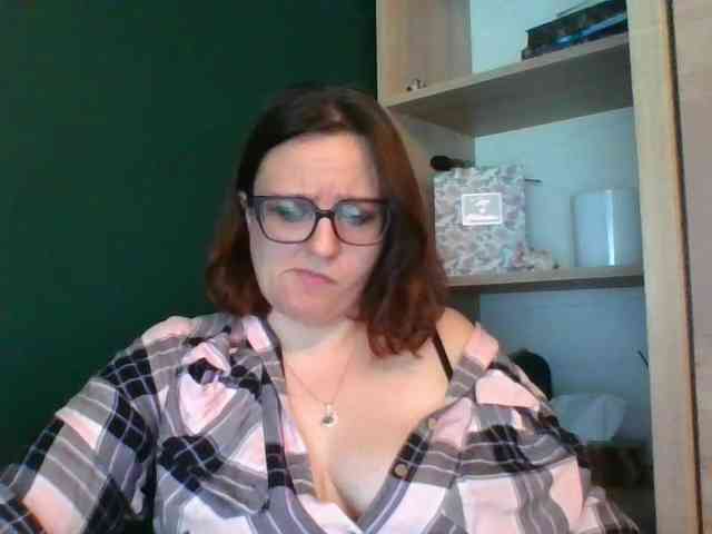 sensualParis webcam
