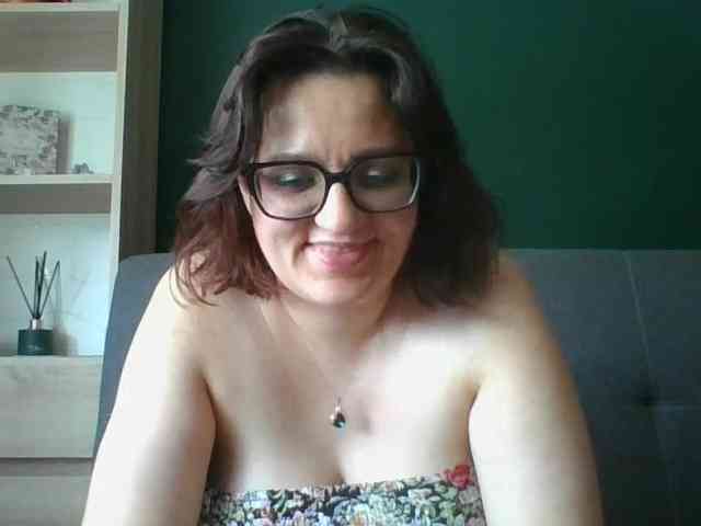 Model: sensualParis