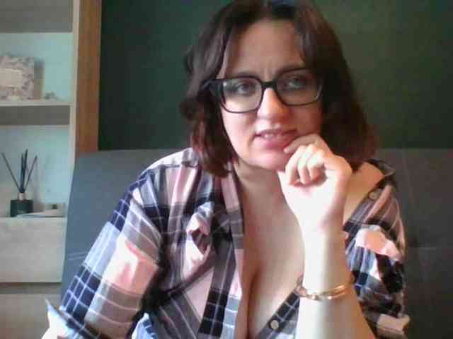 sensualParis webcam