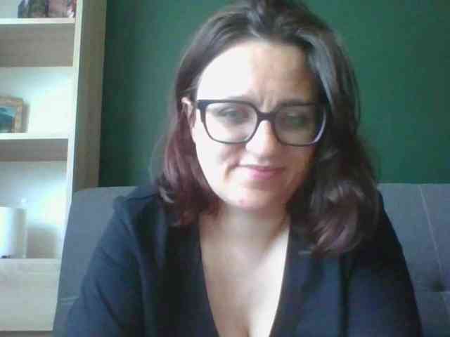 sensualParis webcam