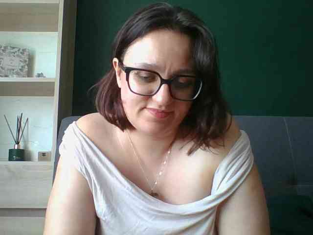 sensualParis webcam